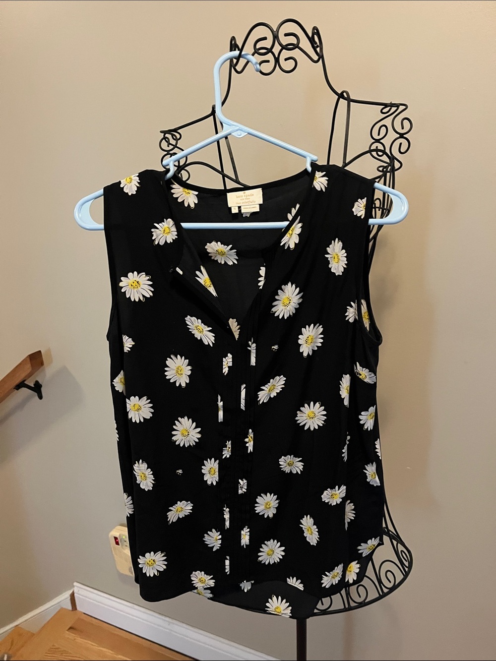 Kate Spade Black Daisy Print Sleeveless Blouse